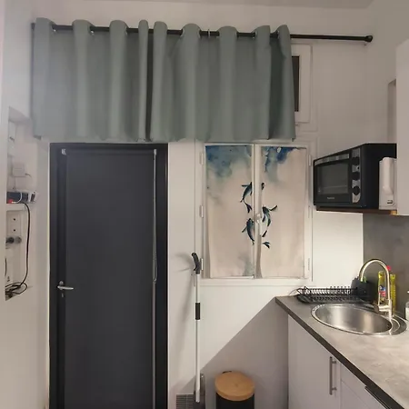 Calme Pour 4 Au Coeur Du Marais Appartamento *