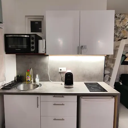 Calme Pour 4 Au Coeur Du Marais Appartamento Parigi